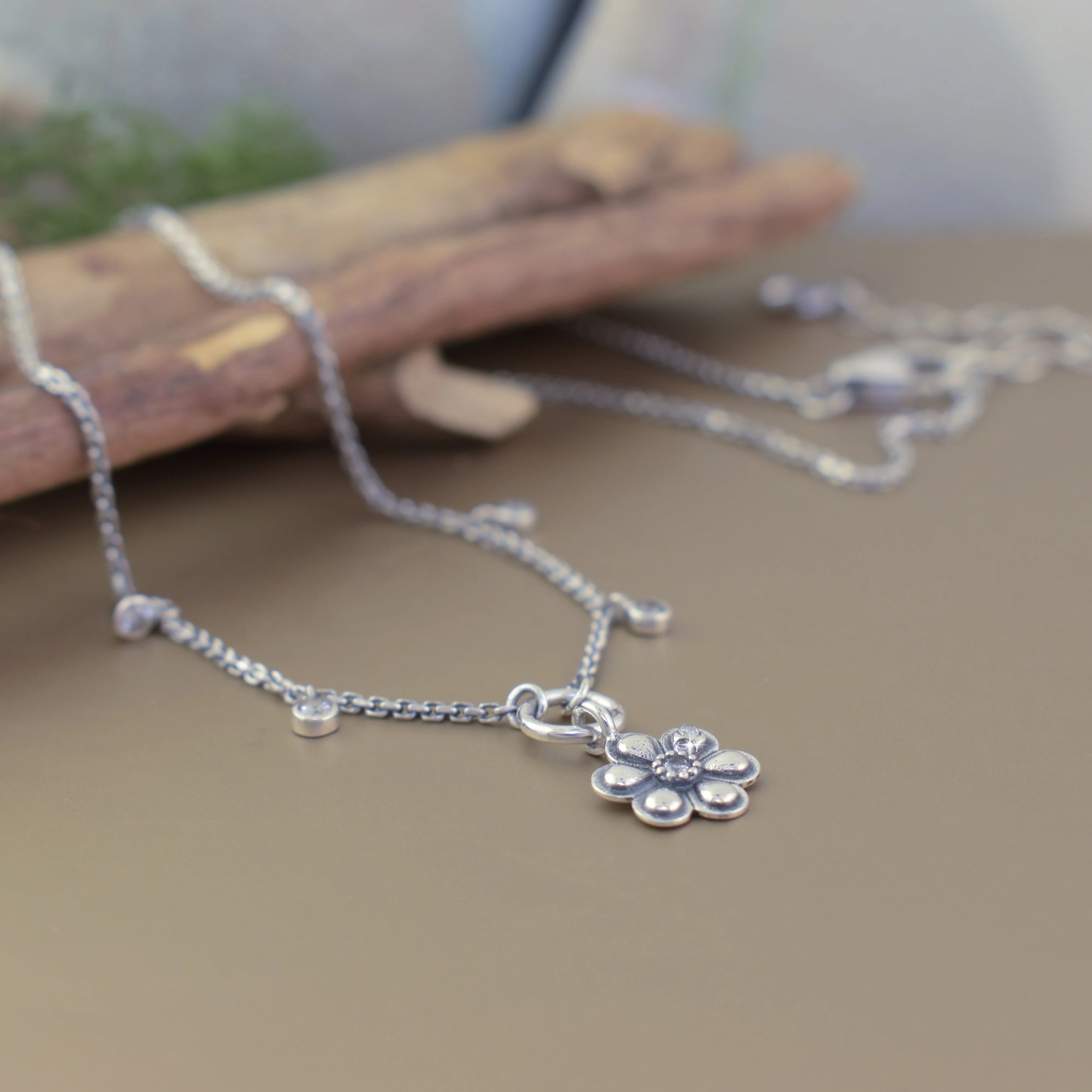 Be-Dazzled Necklace - Image 3