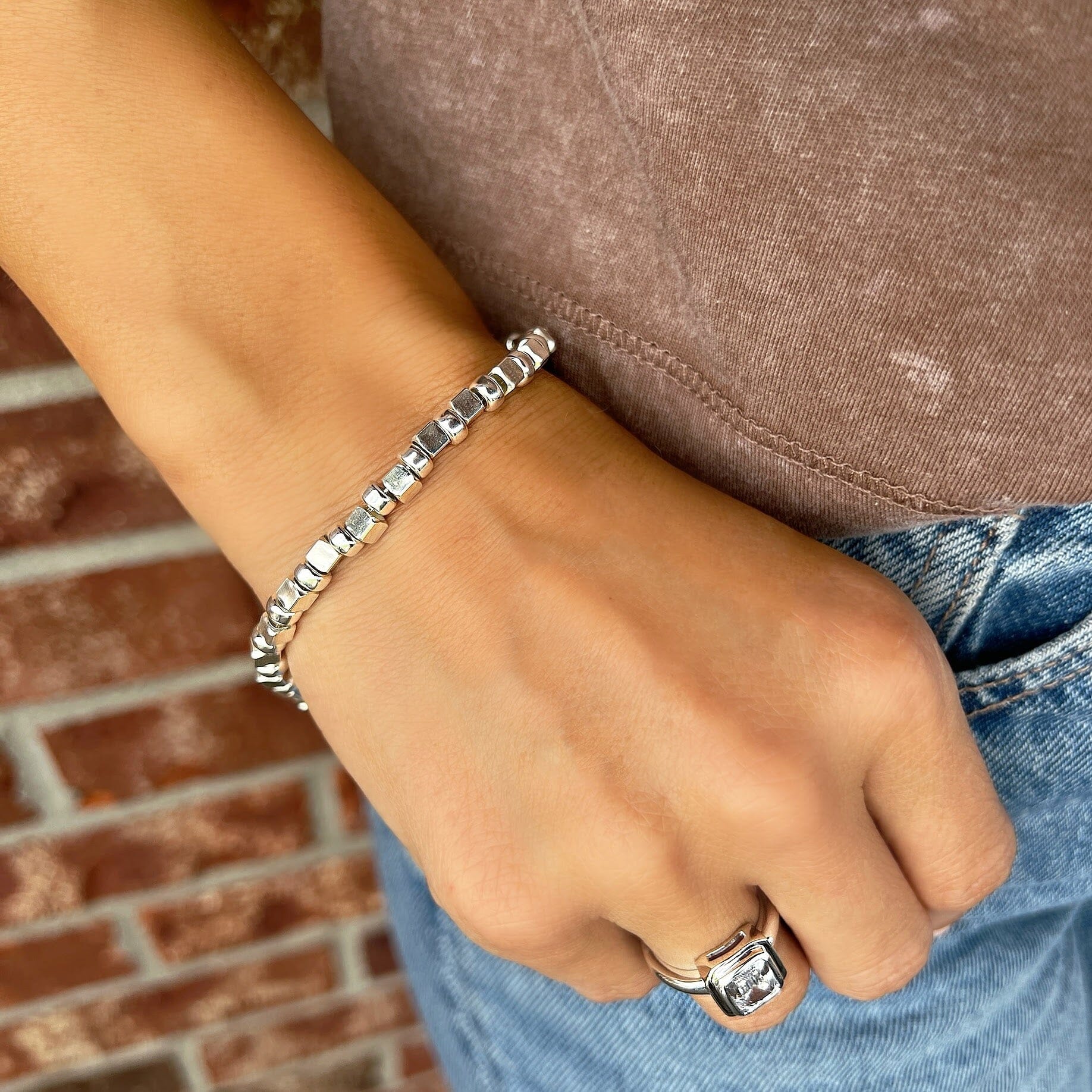 Cubes And Beads Bracelet - Image 3