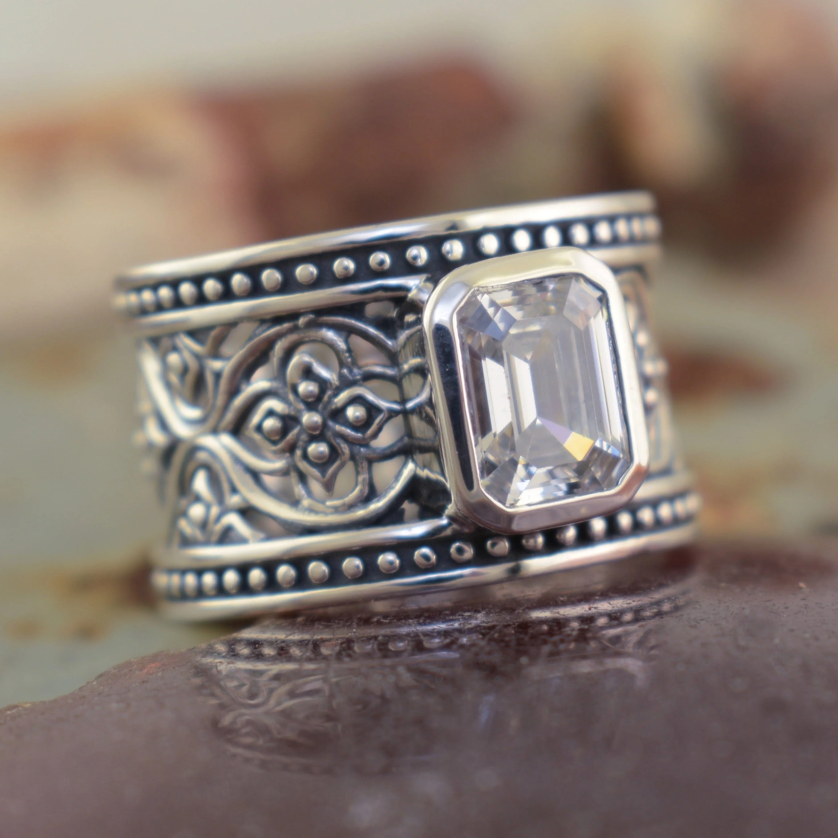 Drama Queen Ring