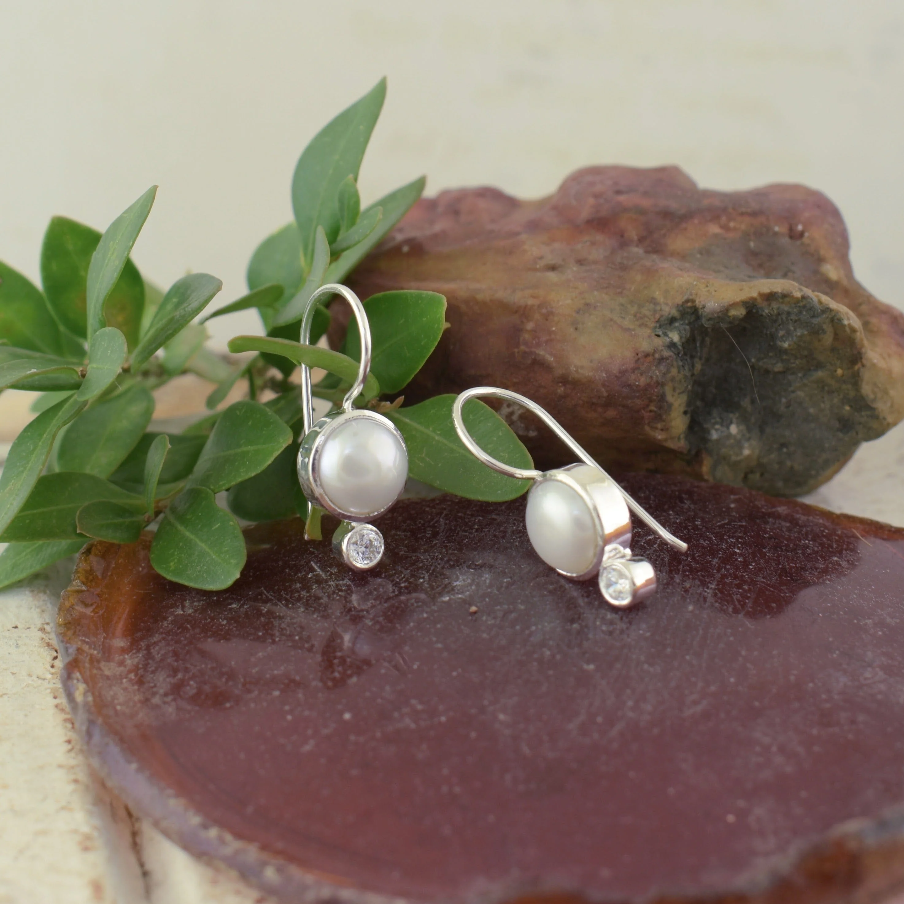 Drop the Hint Earrings - Image 3