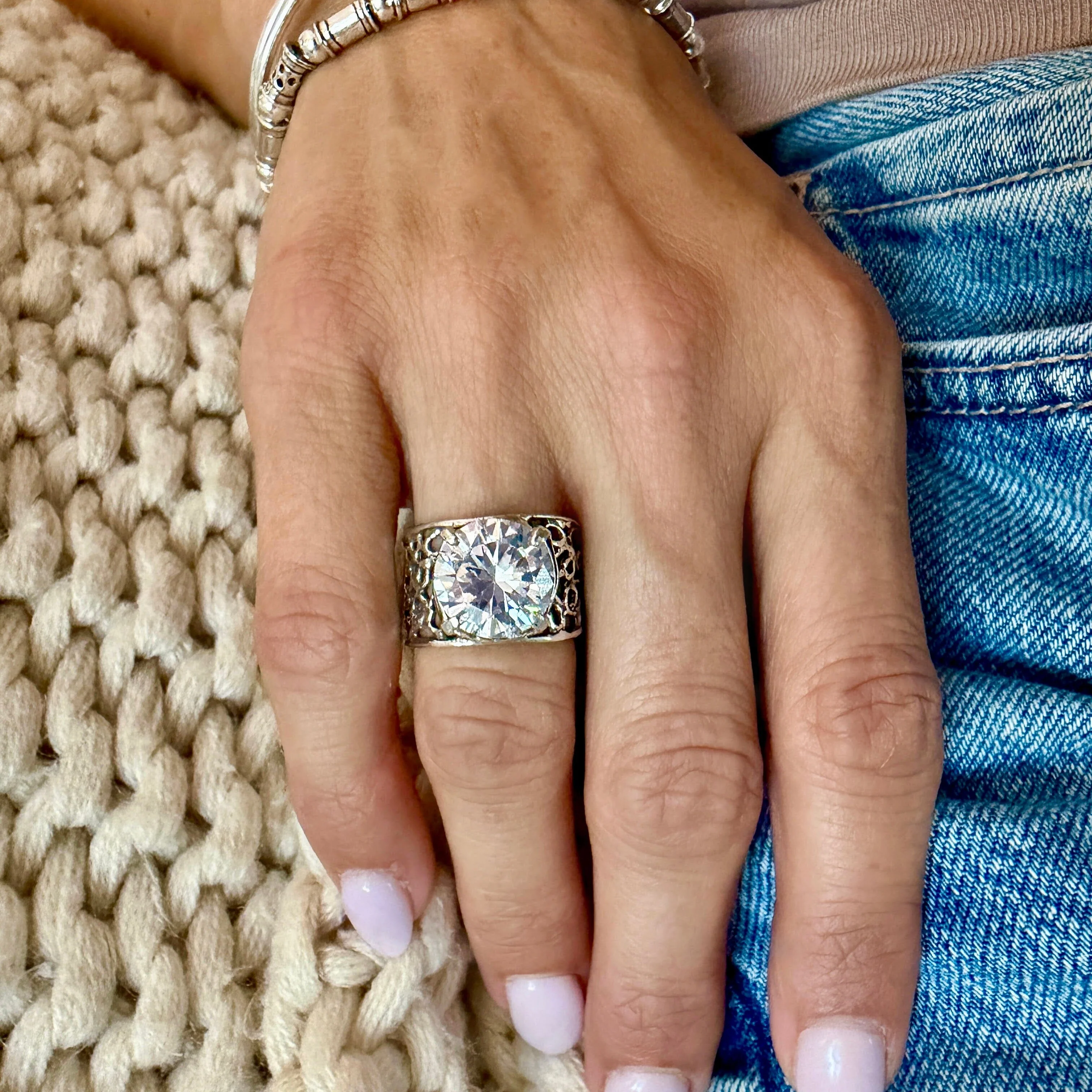 Fifth Avenue Ring - Image 2