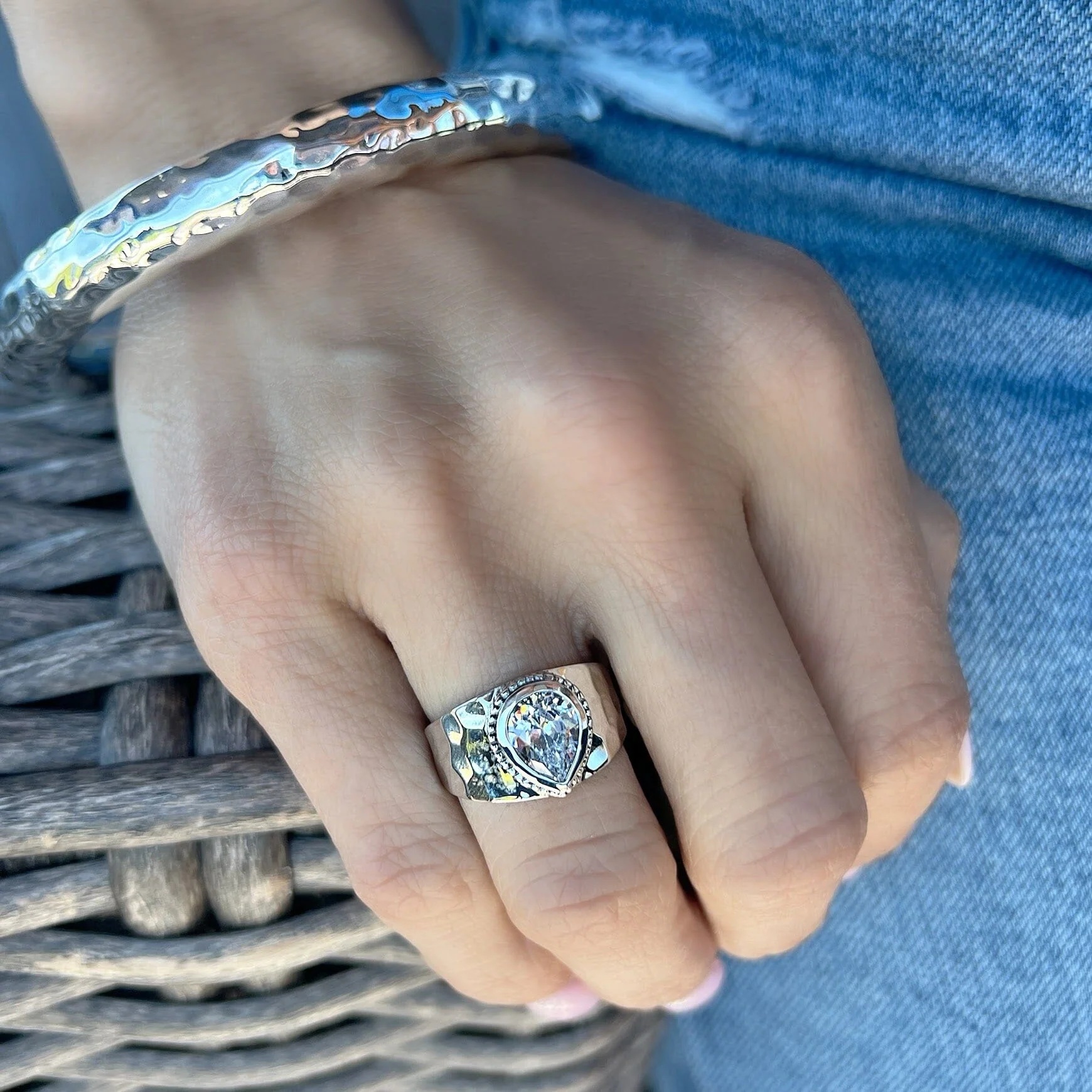 Glam Drop Ring - Image 2