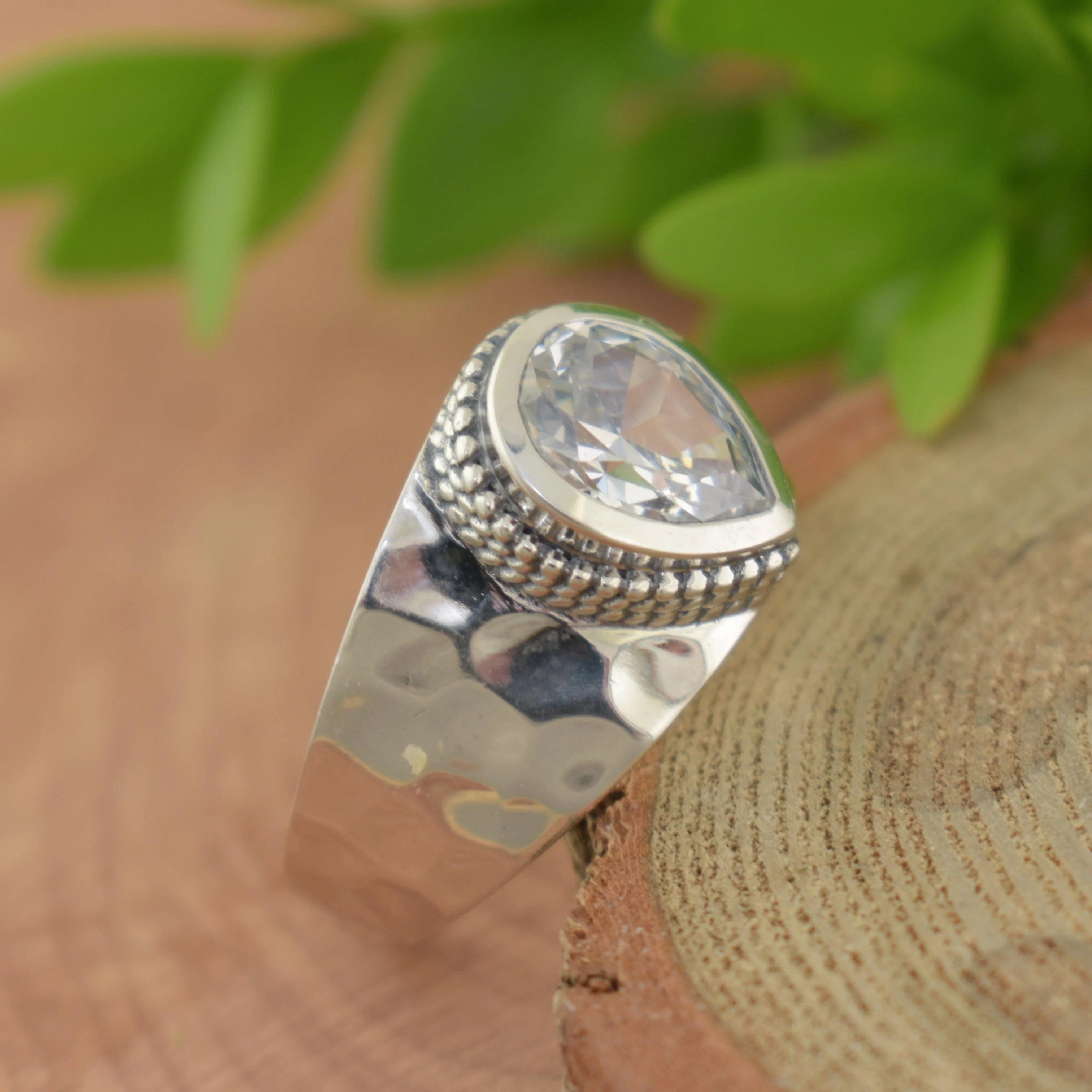 Glam Drop Ring - Image 3
