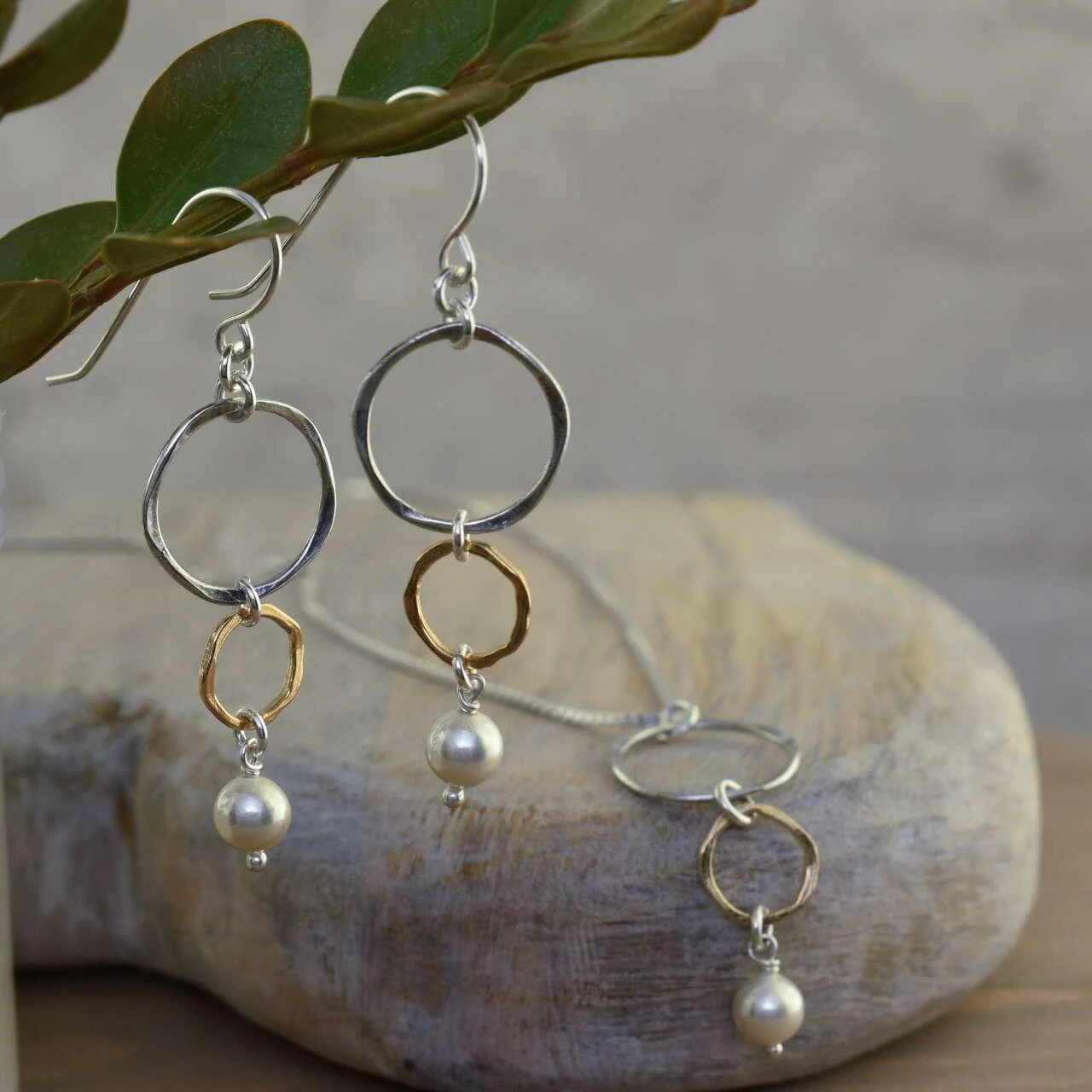 Go For The Gold Earrings - Image 3
