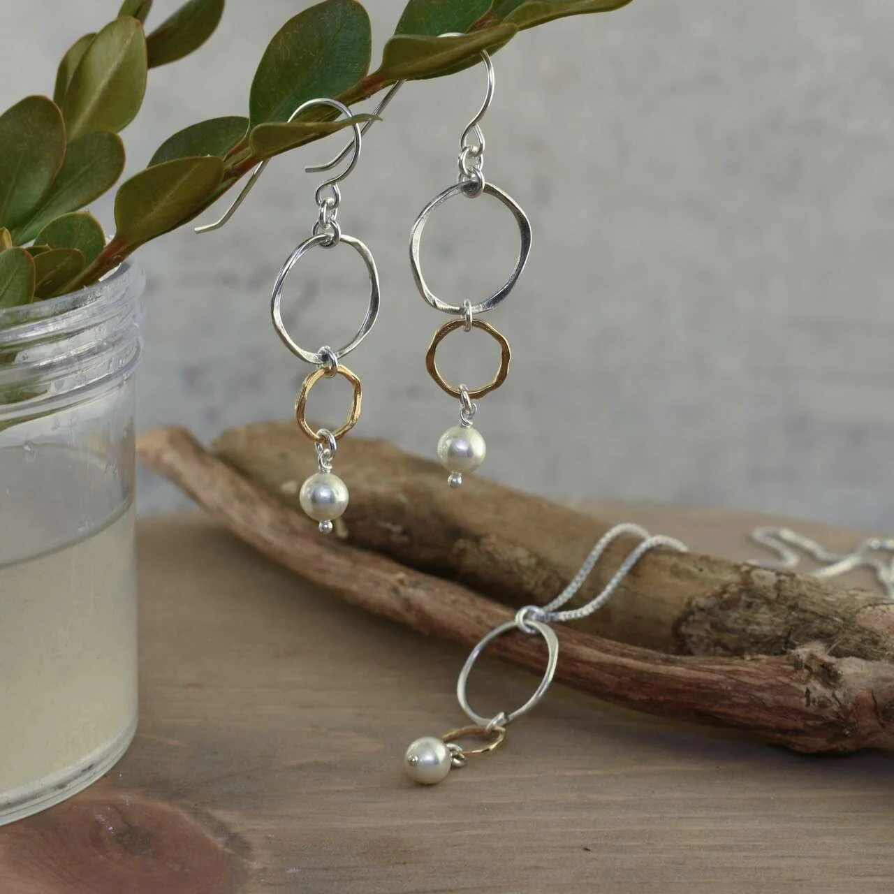 Go For The Gold Earrings - Image 4