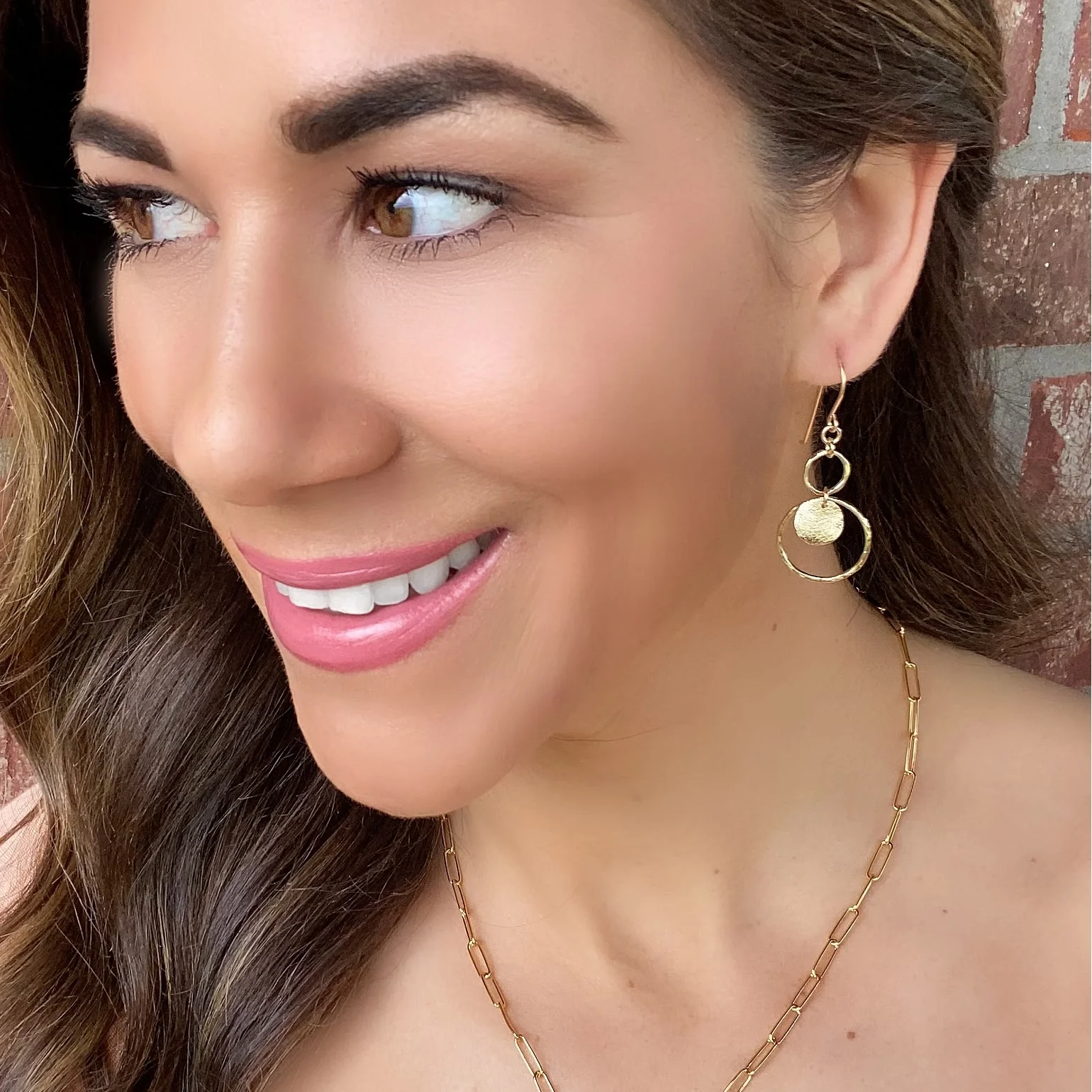 Gold Crushing Earrings - Image 2