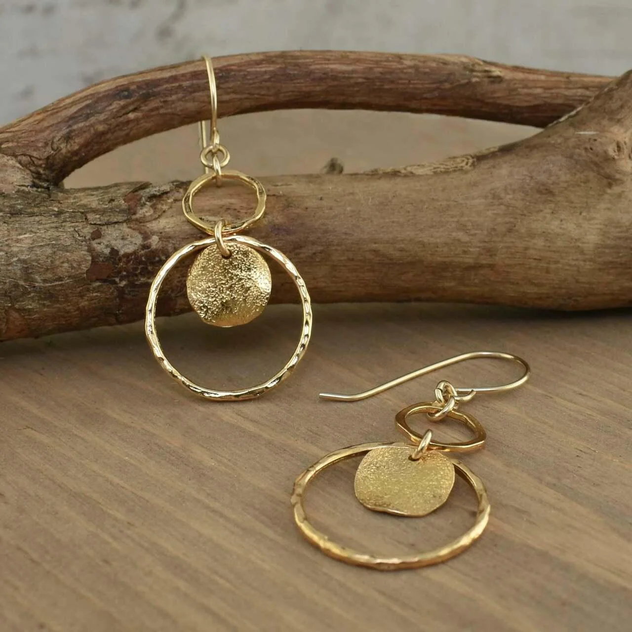 Gold Crushing Earrings - Image 4