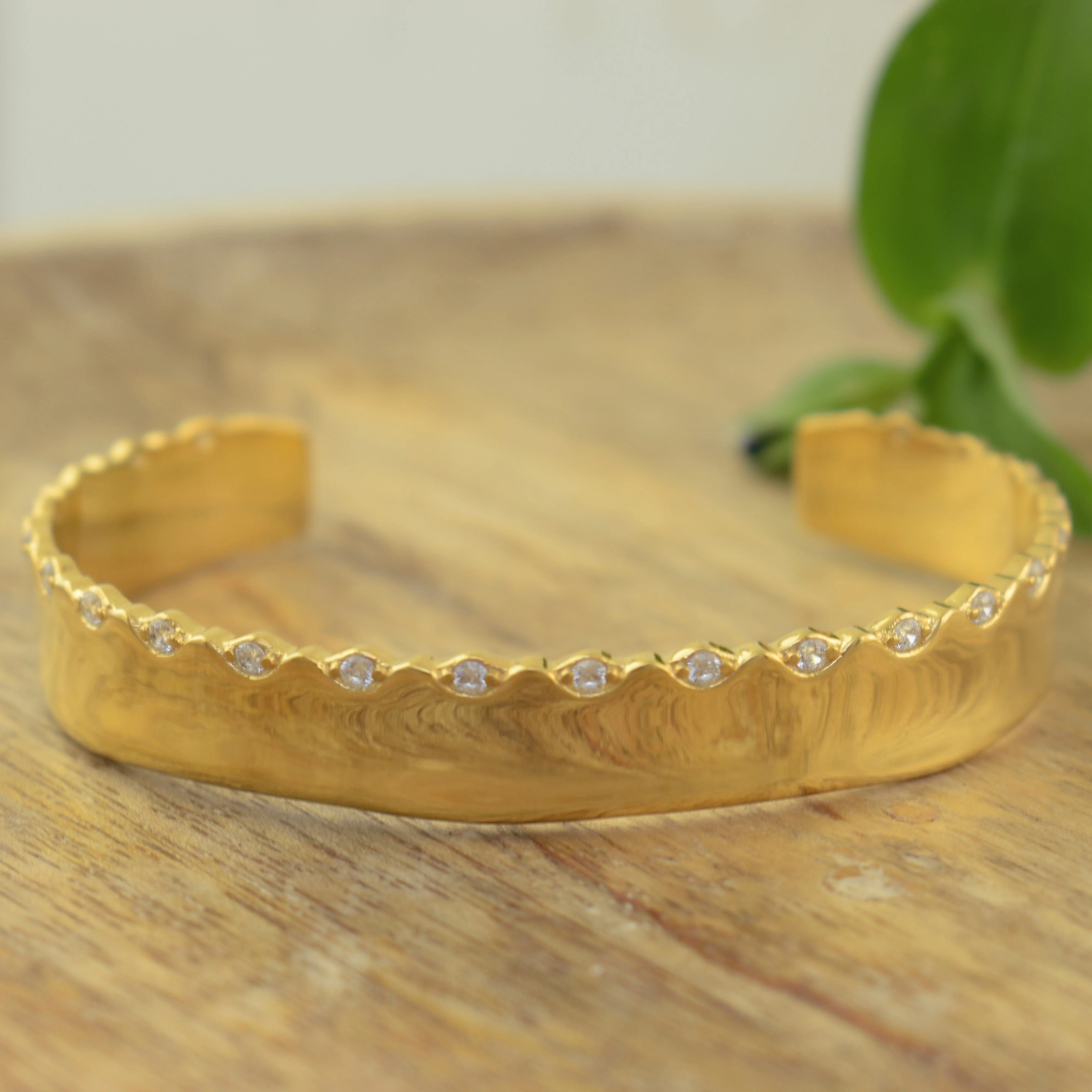 Head Turner Cuff - Image 3