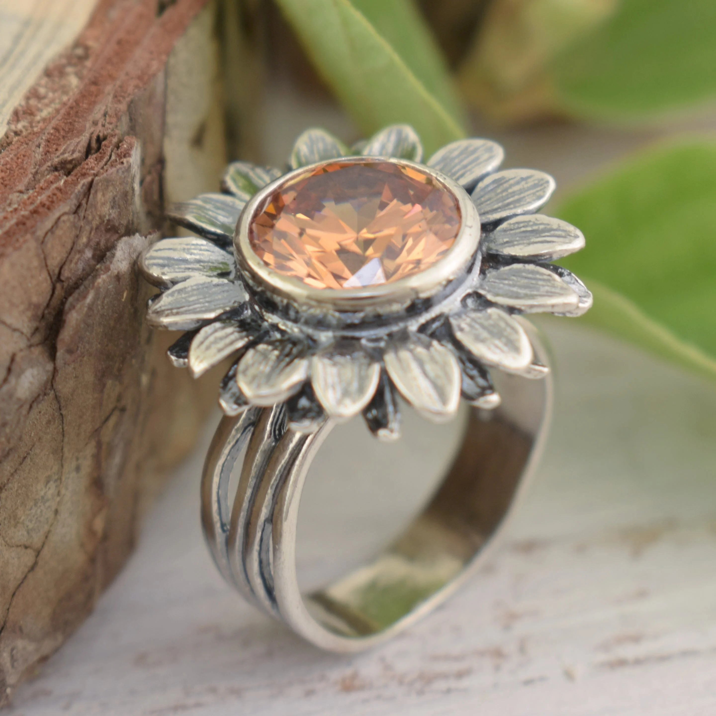 Here Comes the Sun Ring - Image 3
