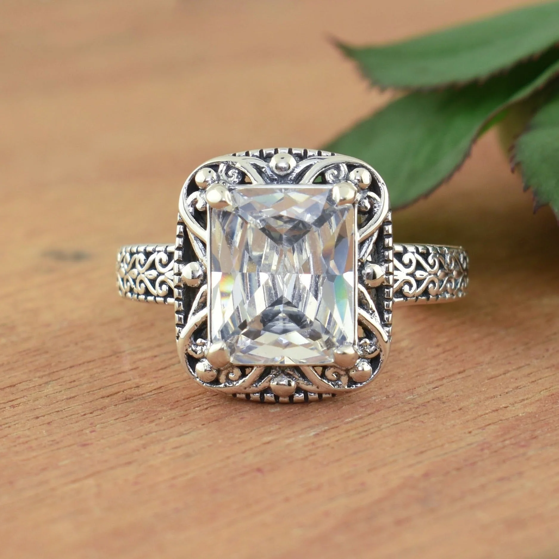 High Class Drama Ring