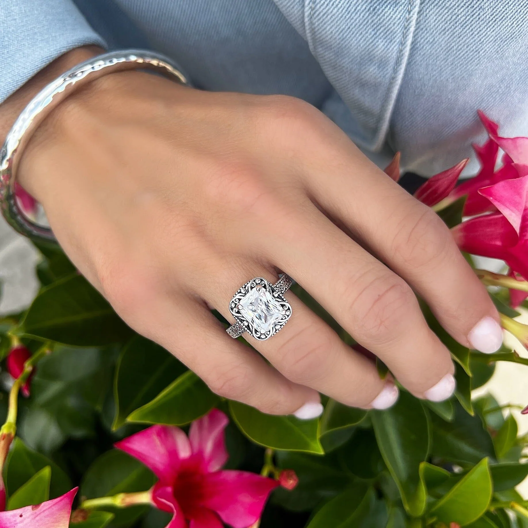 High Class Drama Ring - Image 2
