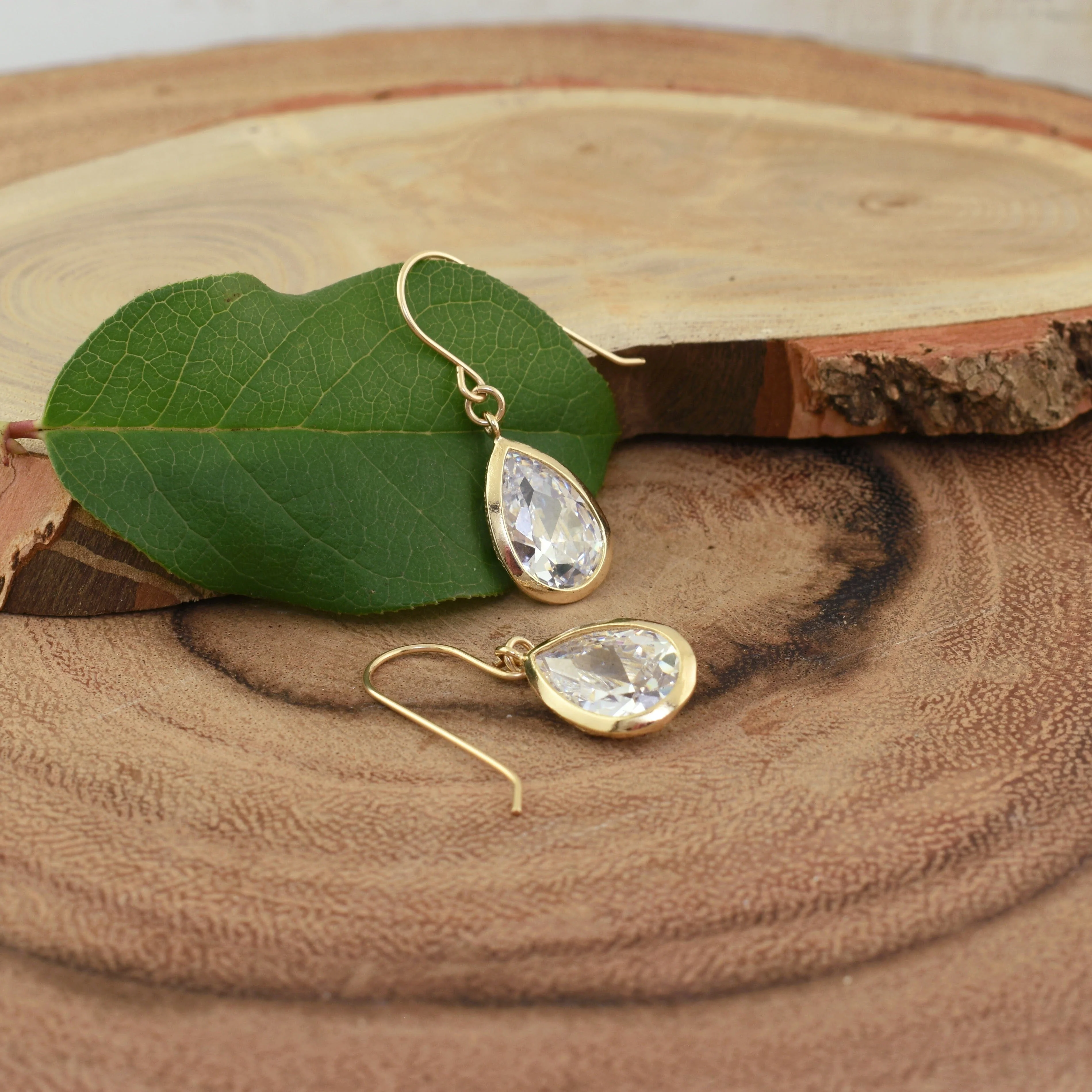 Lavish Tears - Gold - Image 3
