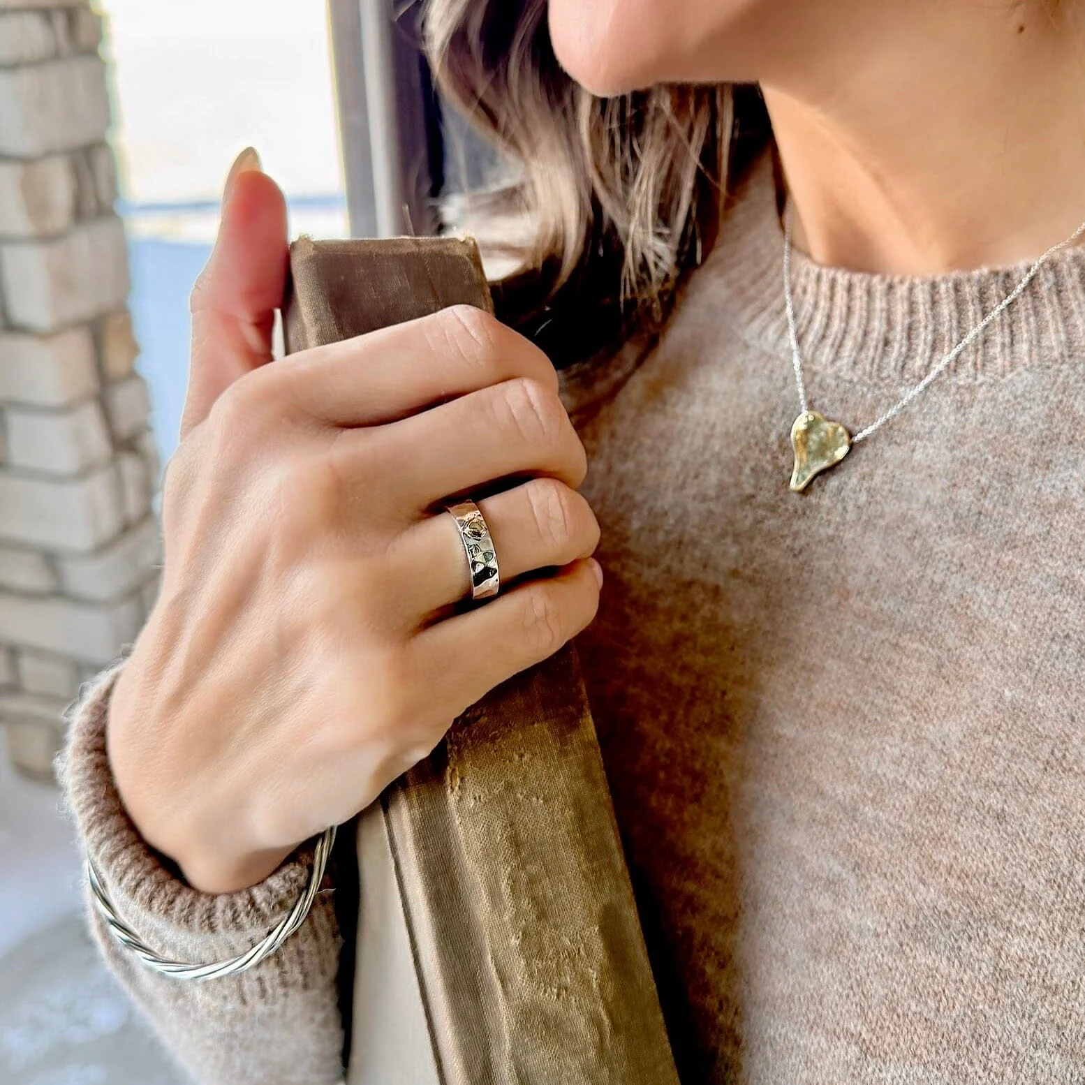Love On The Horizon Ring - Image 6