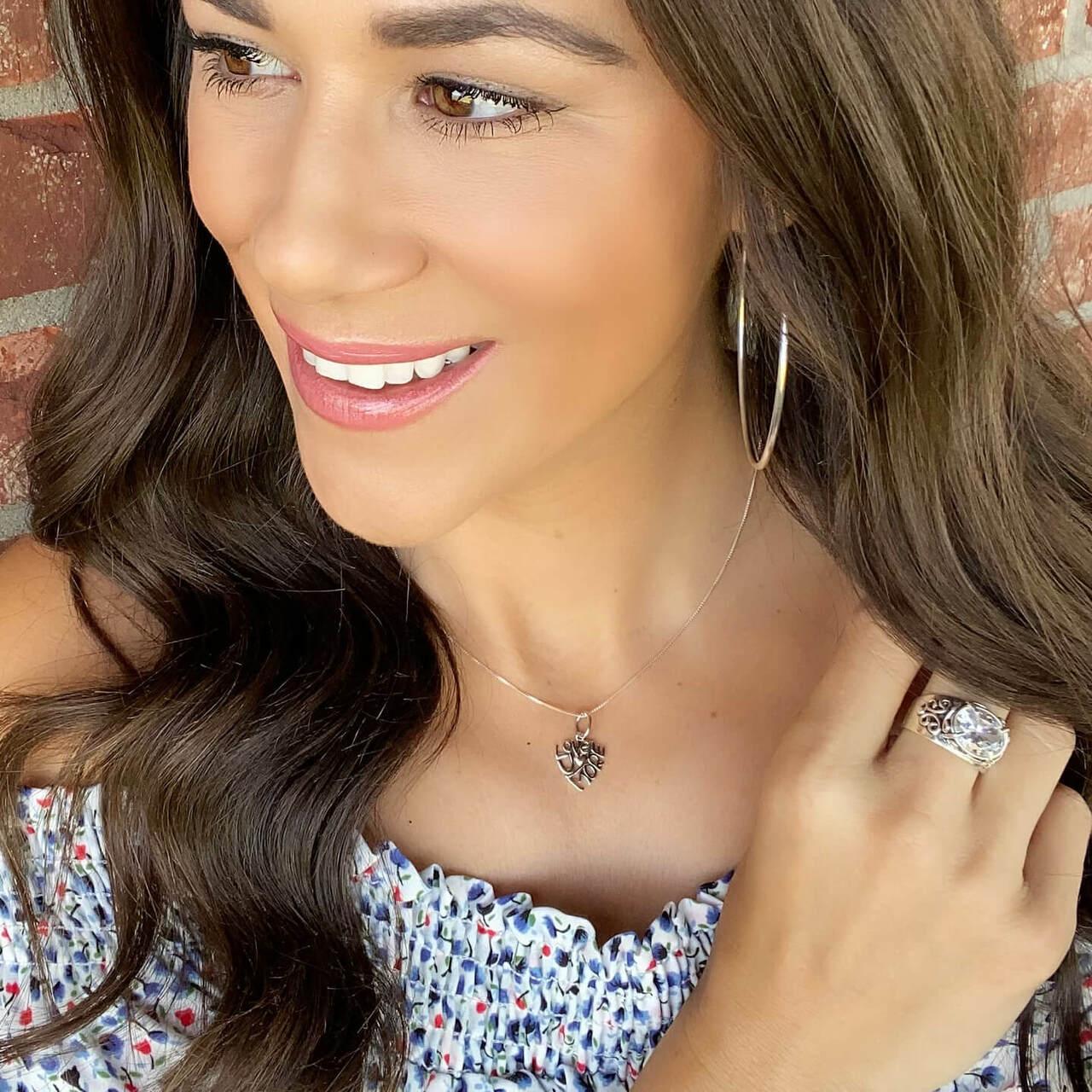 Love U More Necklace - Image 3