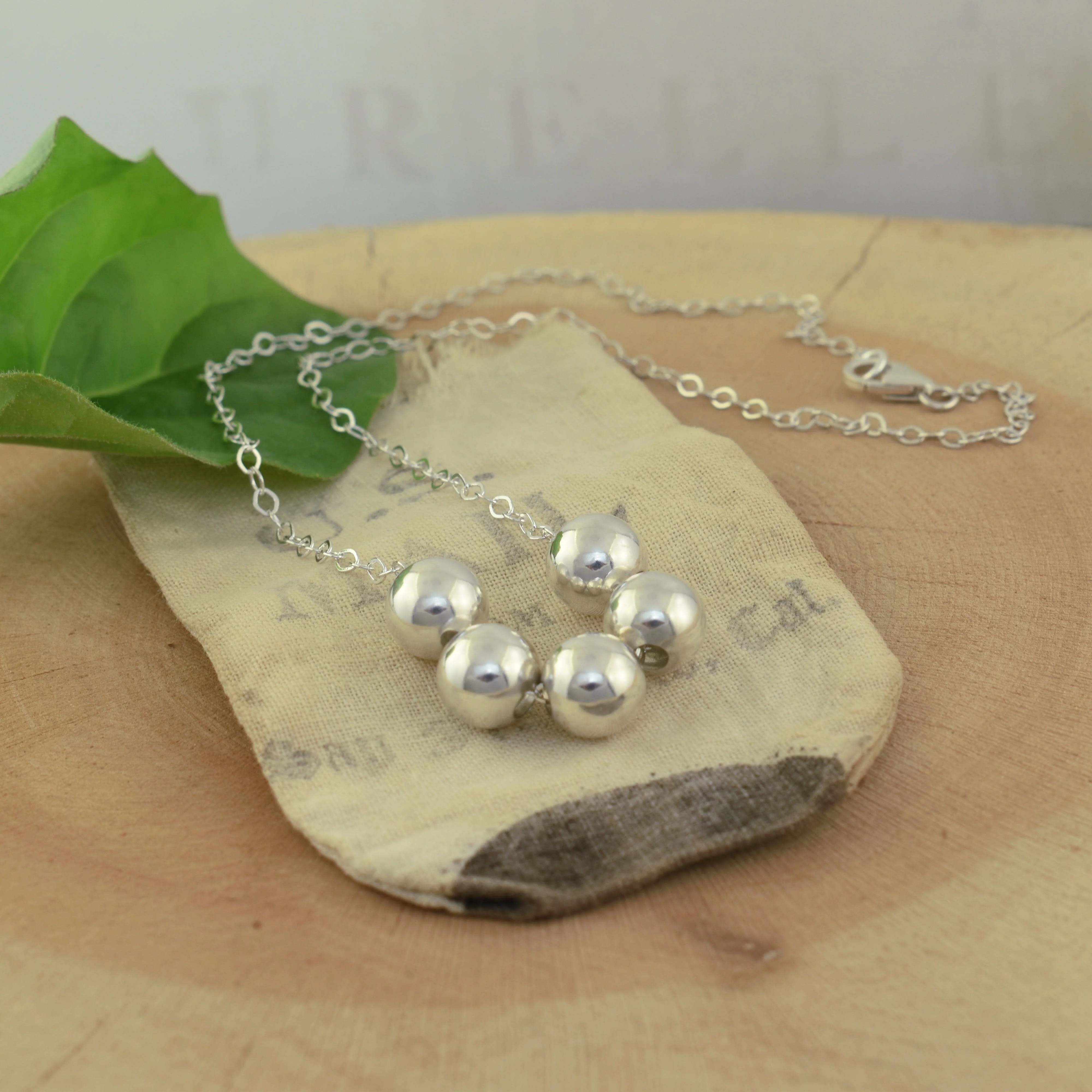 Miss Priss Necklace - Image 3
