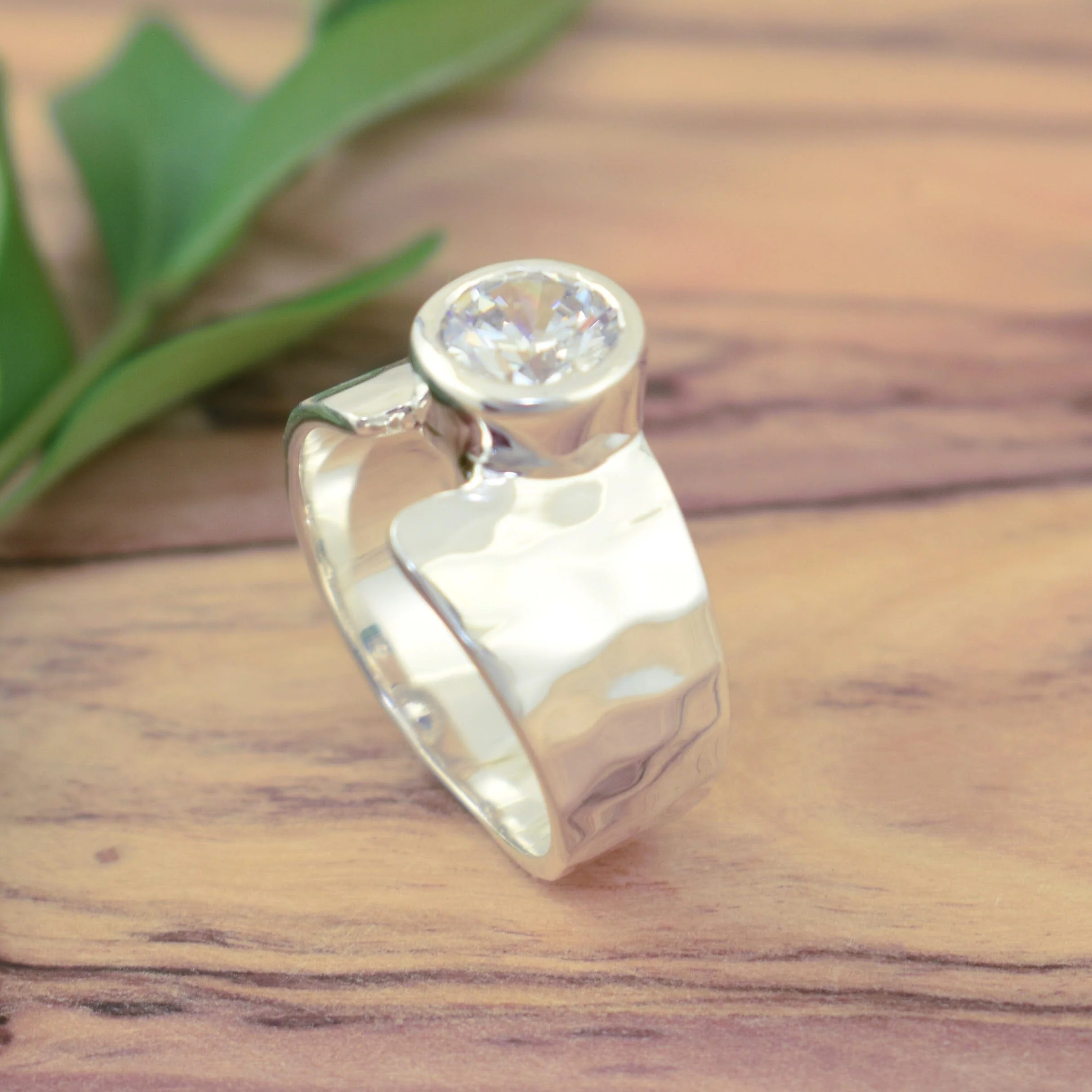 Modern Posh Ring - Image 3