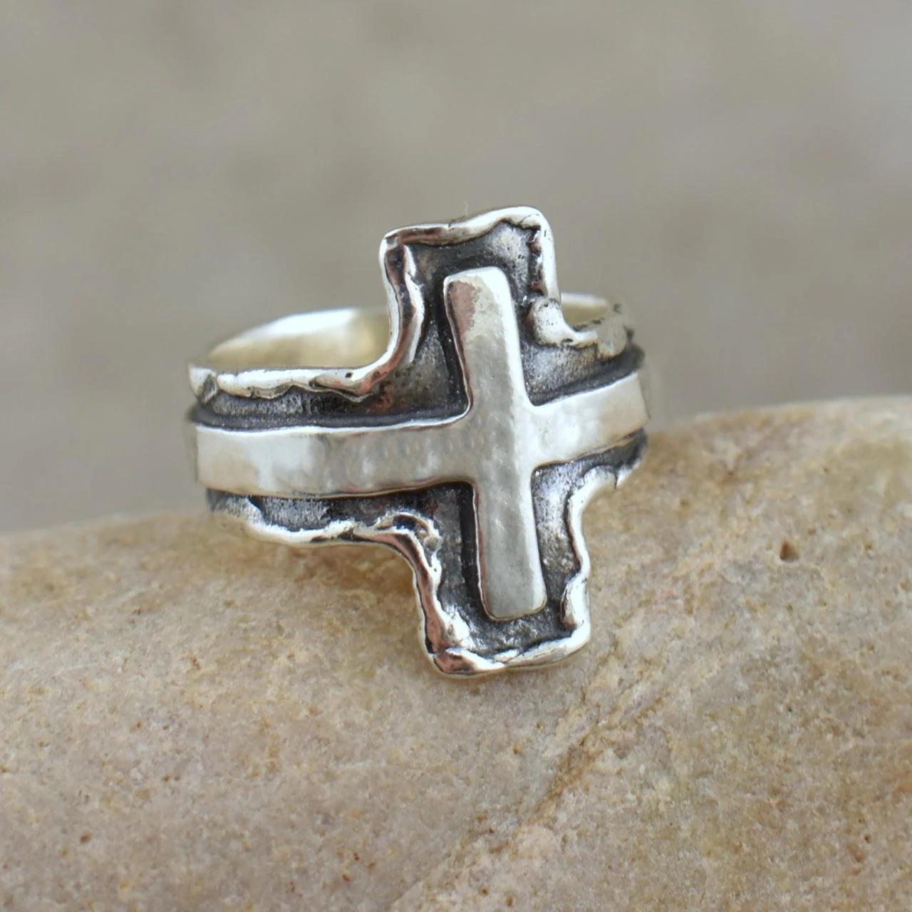 Personalized Cross Ring - Image 4