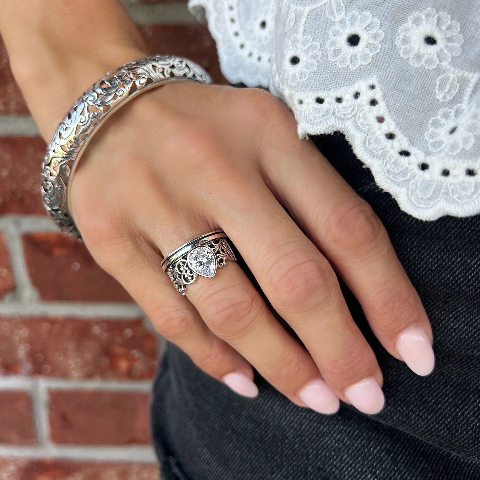 Prima Donna Ring - Image 2