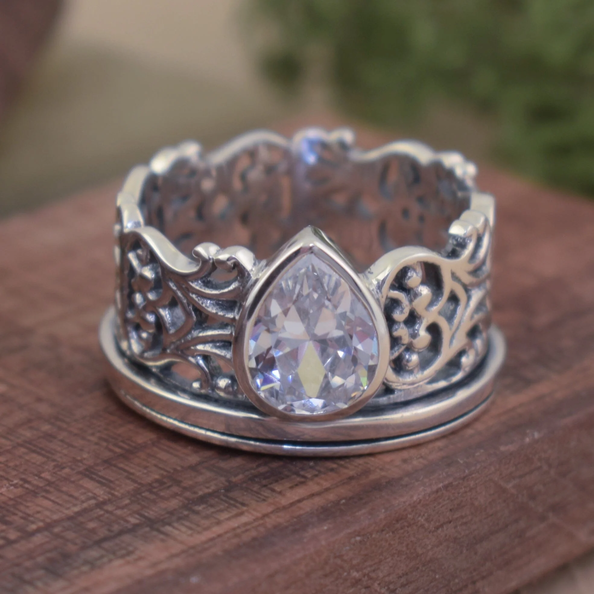 Prima Donna Ring - Image 5