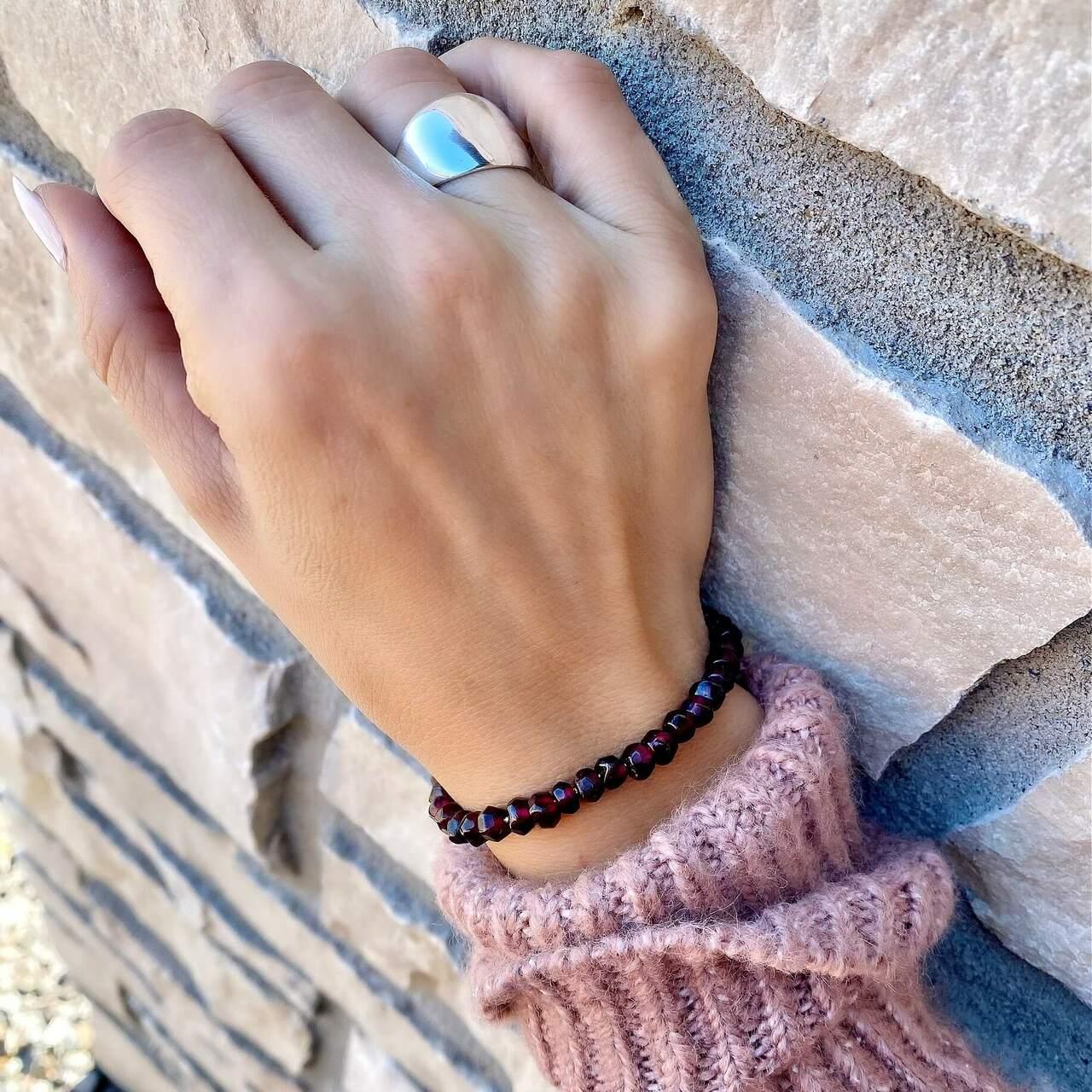 Put'n on the Glitz Bracelet - Image 8