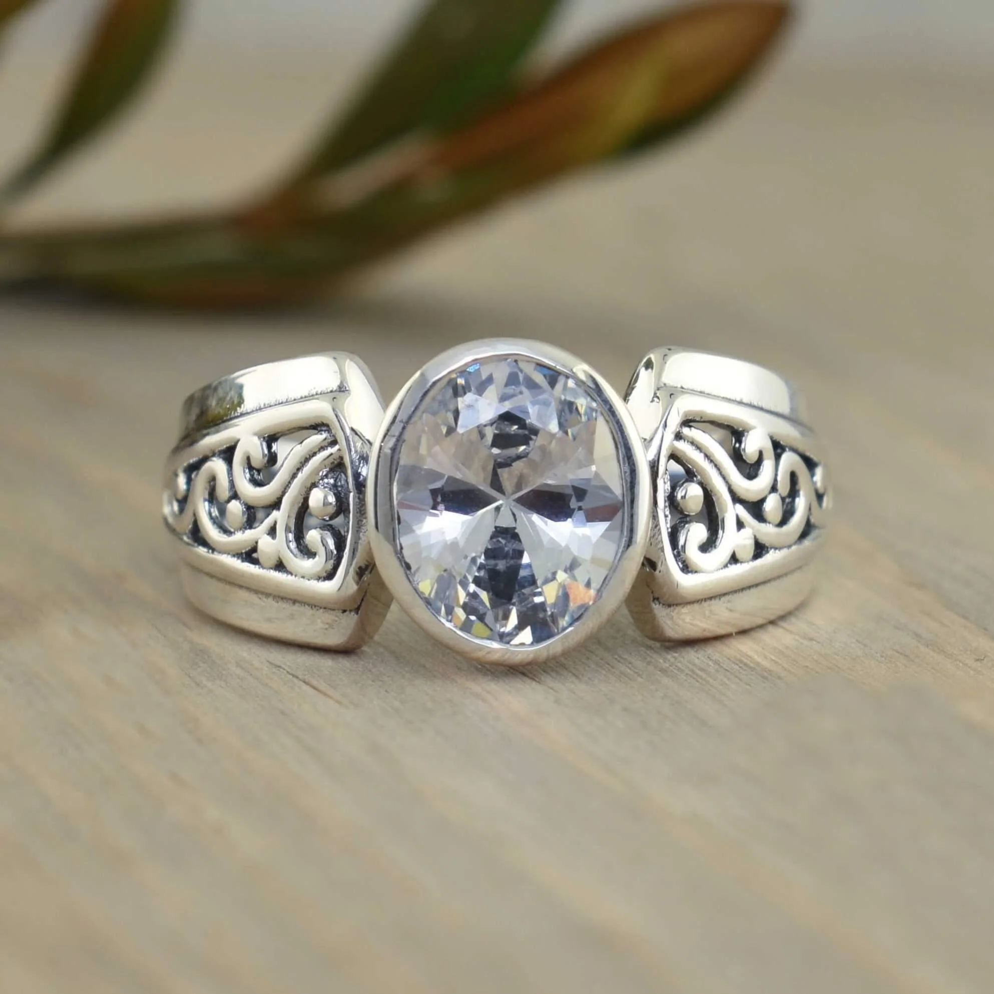 Radiant Filigree Ring - Image 9