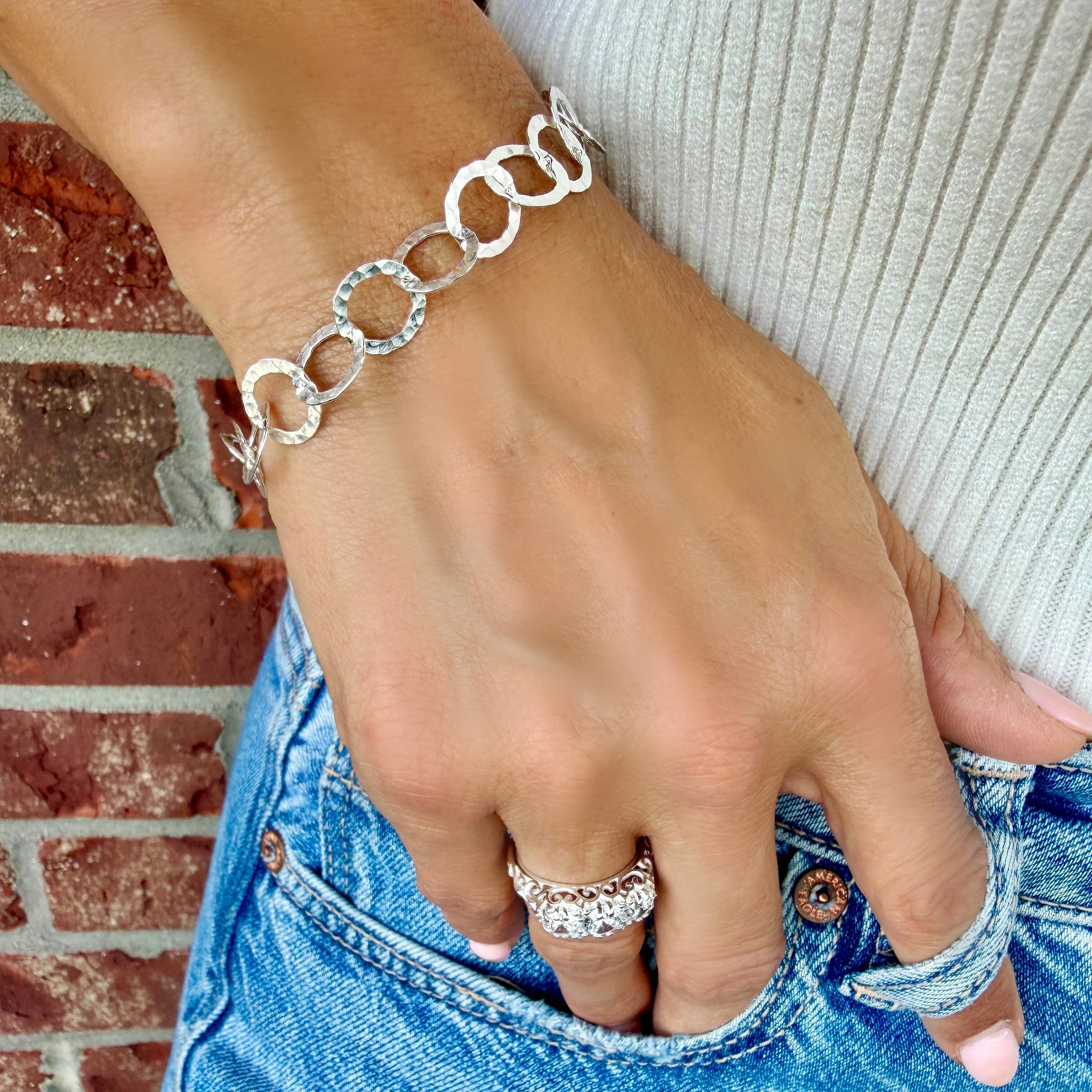 Round of Applause Bracelet - Image 4