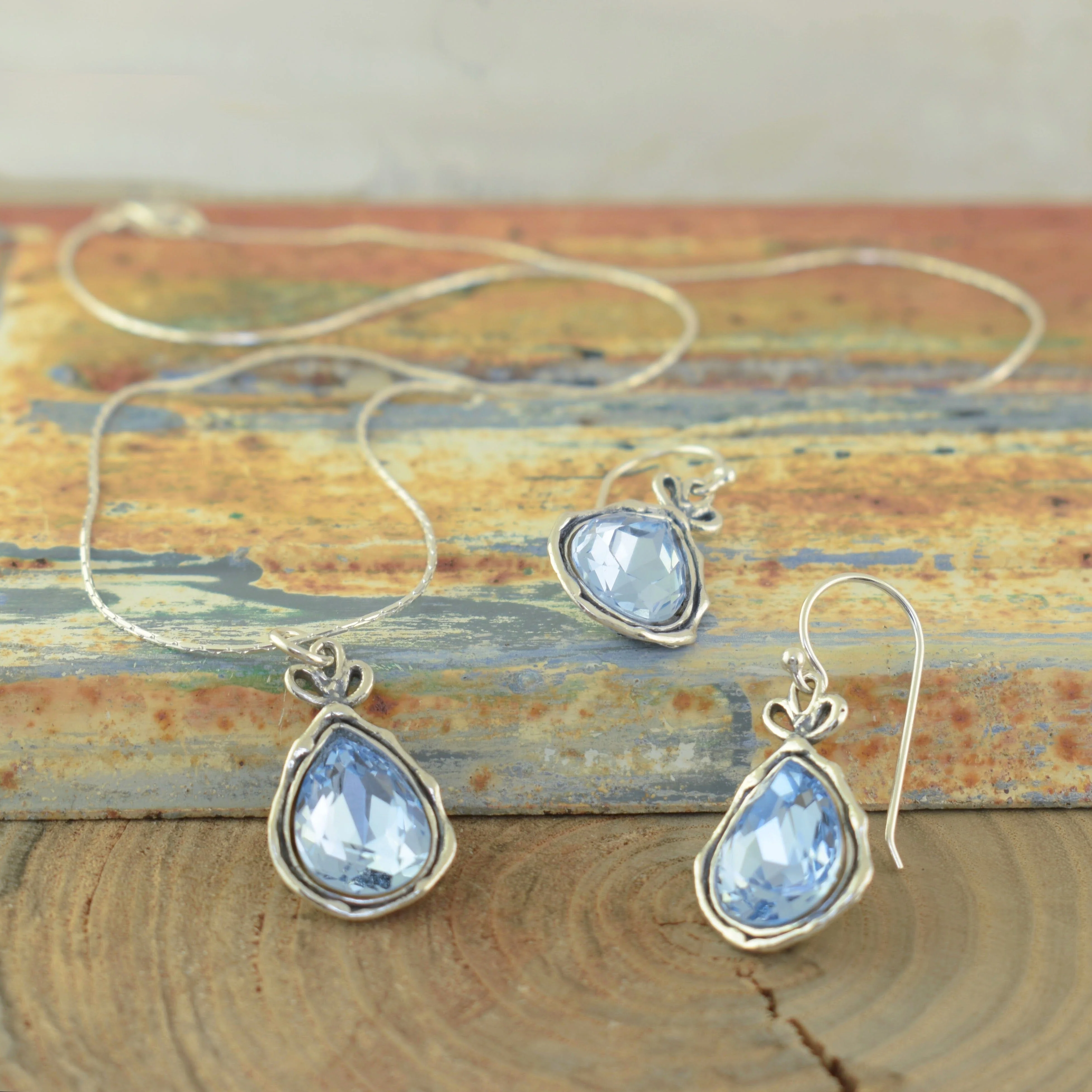 Sassy Splash Earrings - Image 6