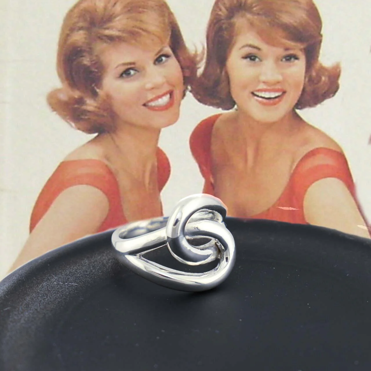 Sisters Ring - Image 5