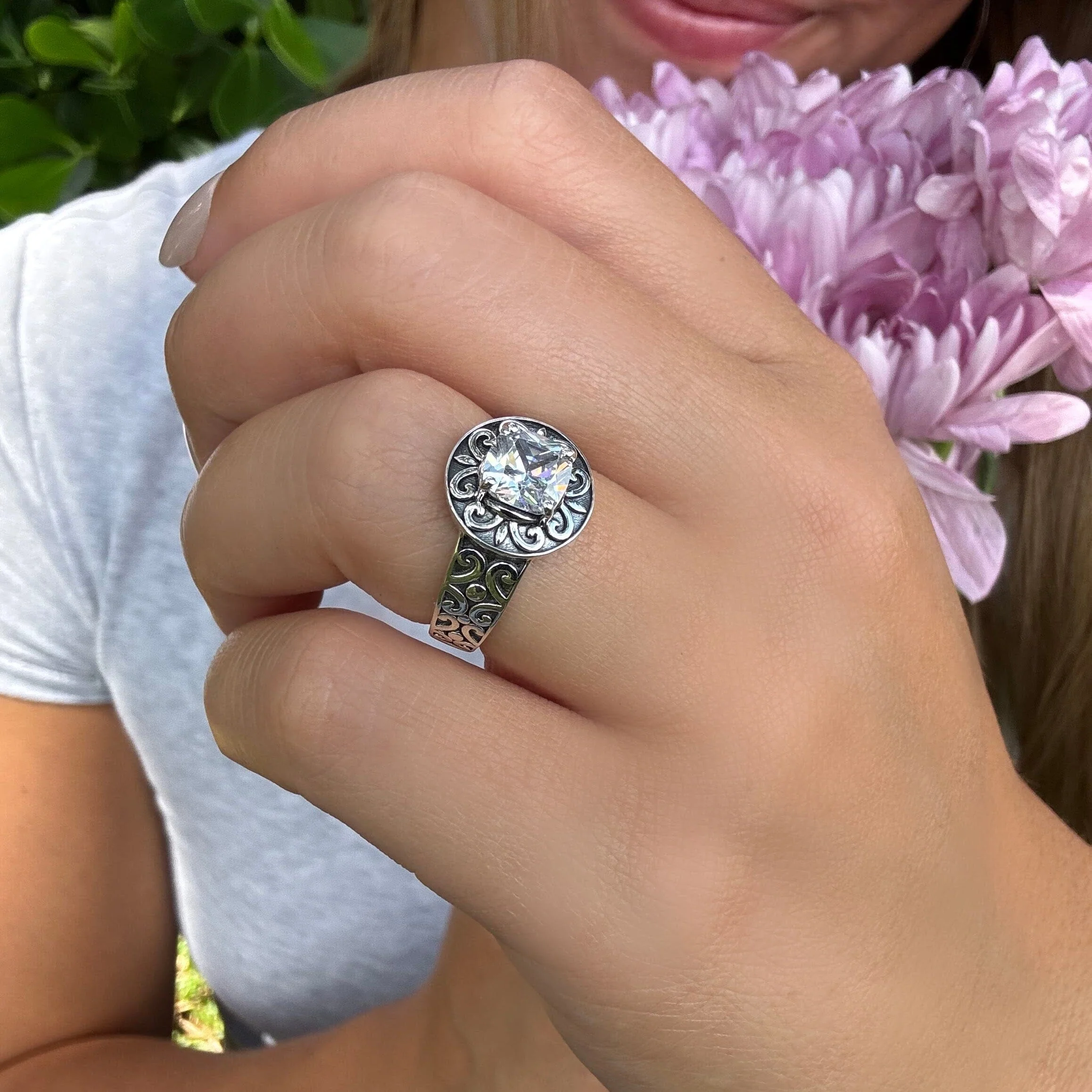 Sparkle Spree Ring - Image 2
