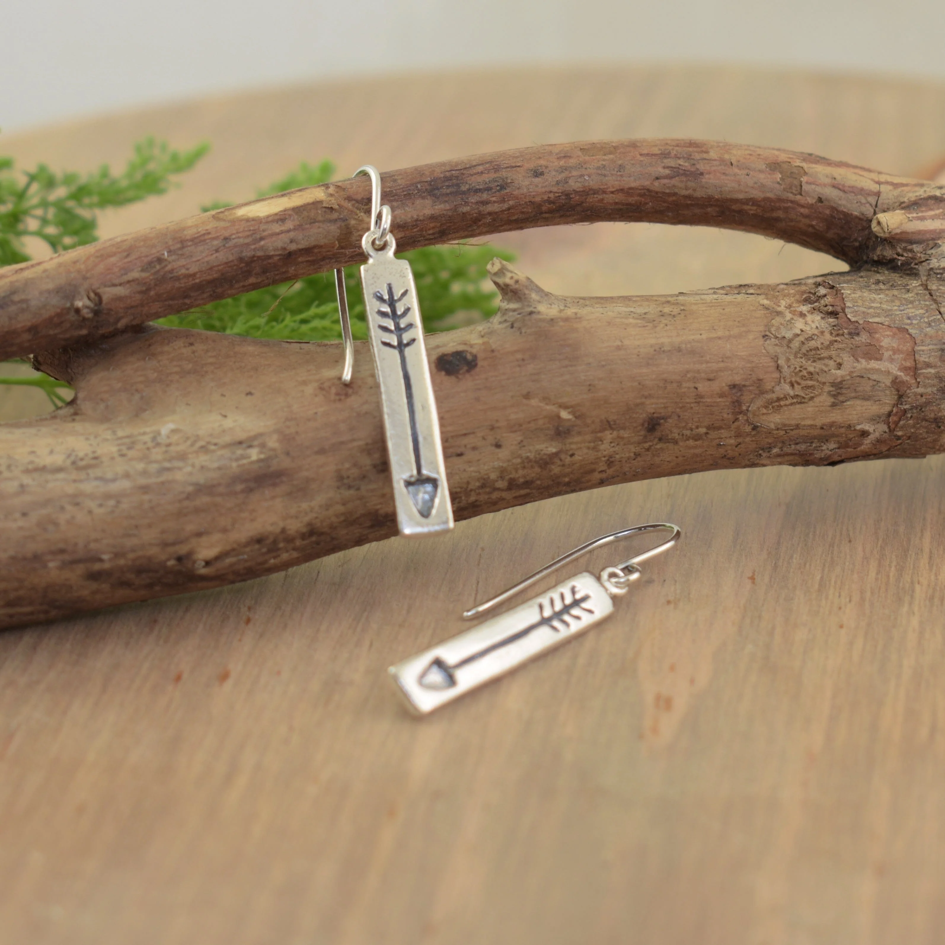 Straight Arrow Earrings - Image 3