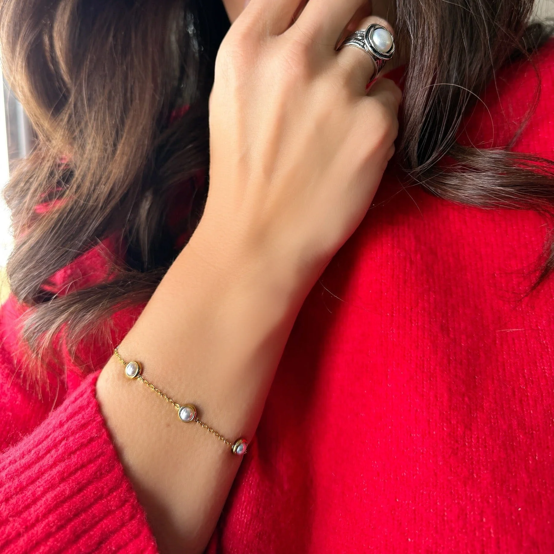 Sunlit Dainty Pearl Bracelet - Image 3