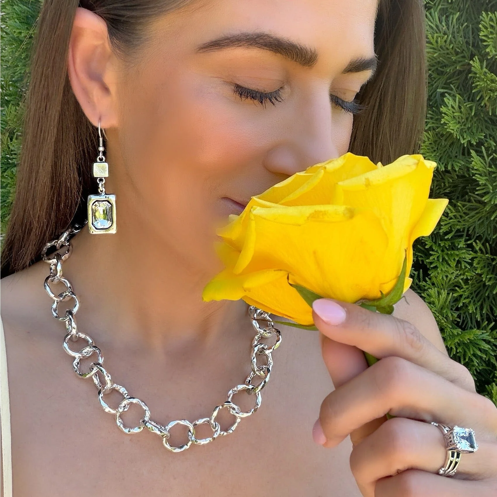 Timeless Frame Earrings - Image 6