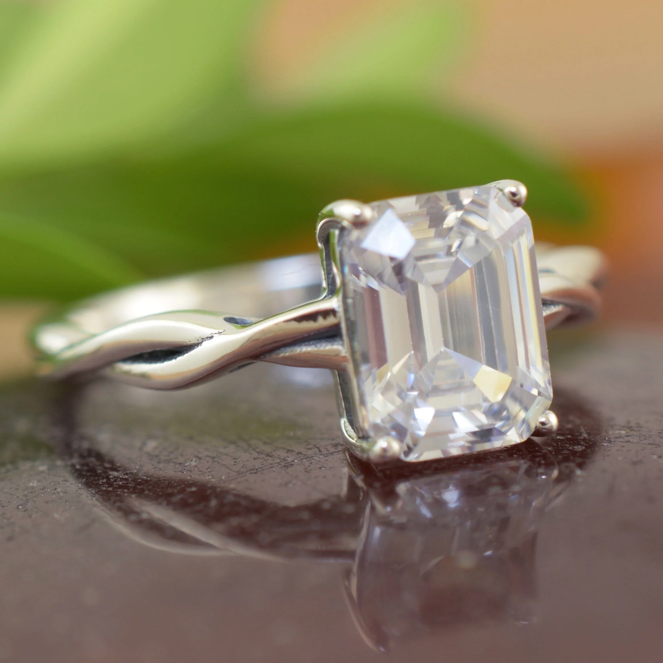 Twist and Shine Ring