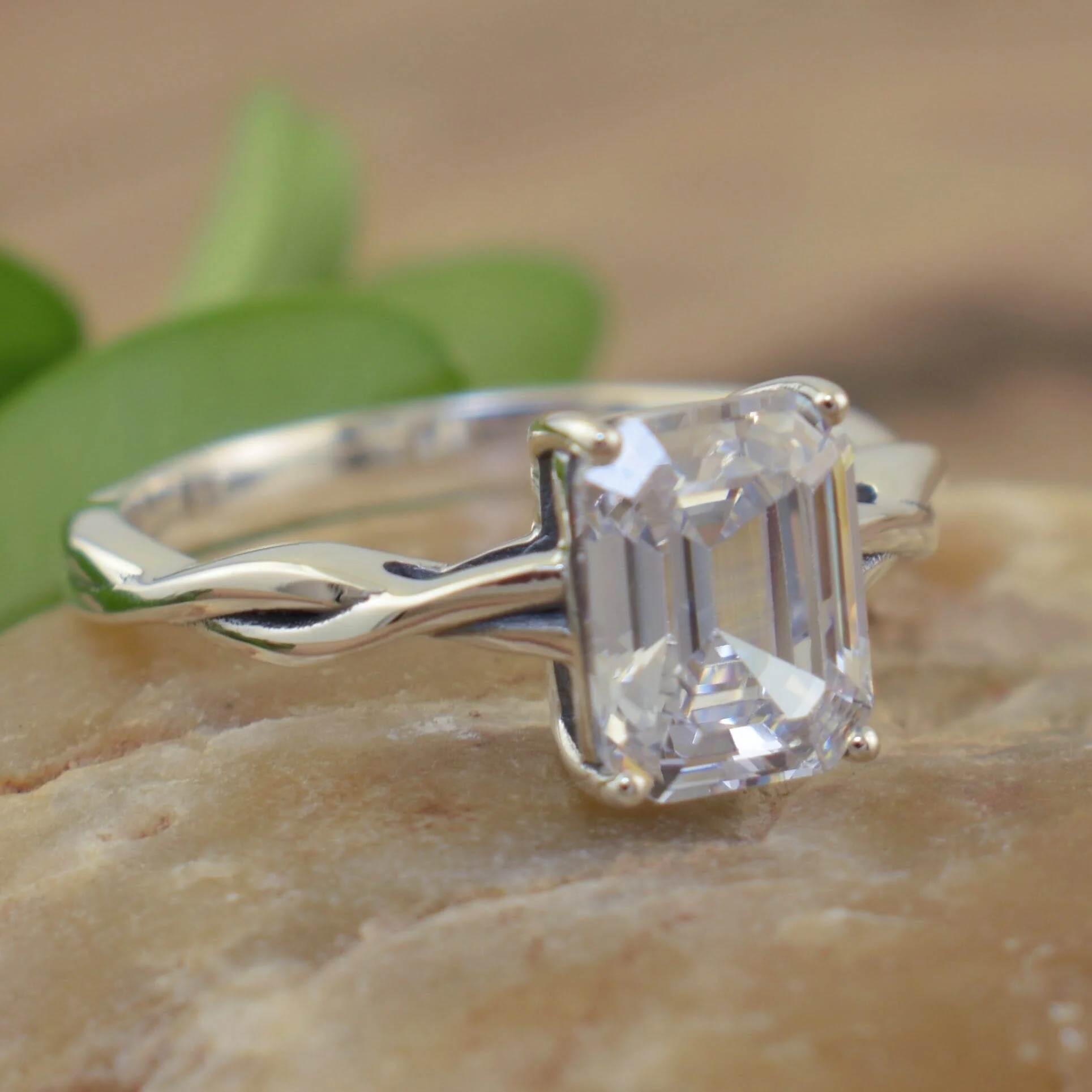 Twist and Shine Ring - Image 5