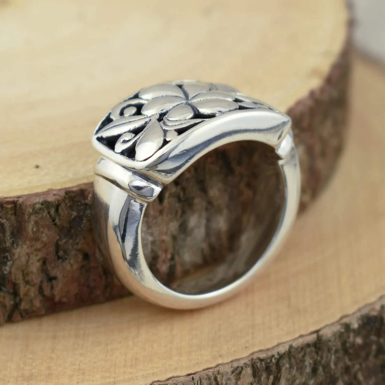 Venice Ring - Image 3