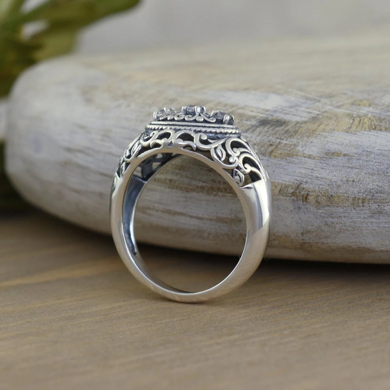 Vintage Splendor Ring - Image 5